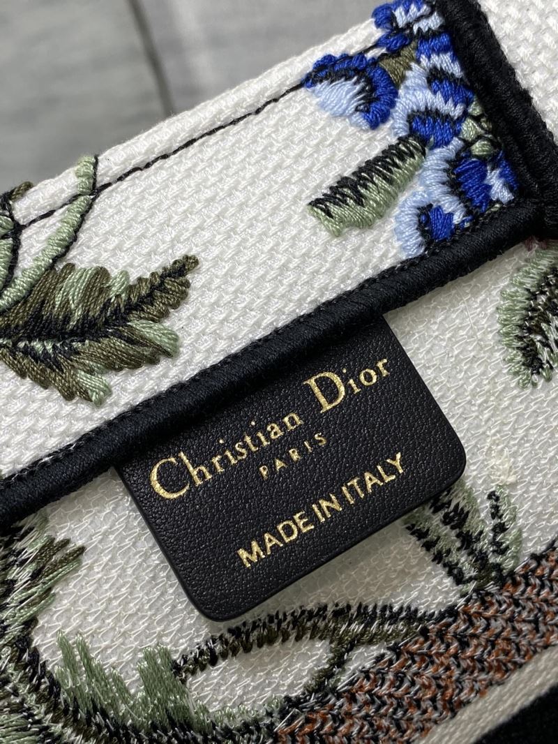 Christian Dior Shopping Bags